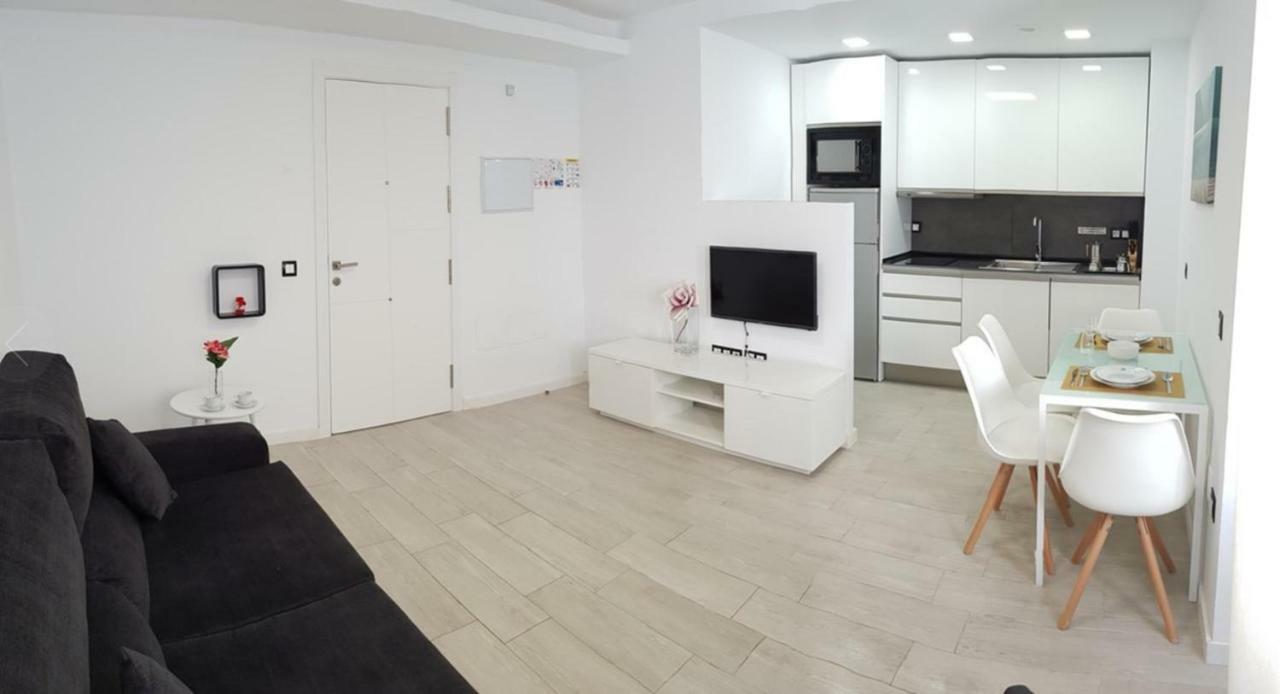 Malaga Alcolea Apartment Exterior photo