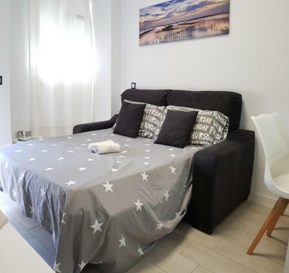 Malaga Alcolea Apartment Exterior photo